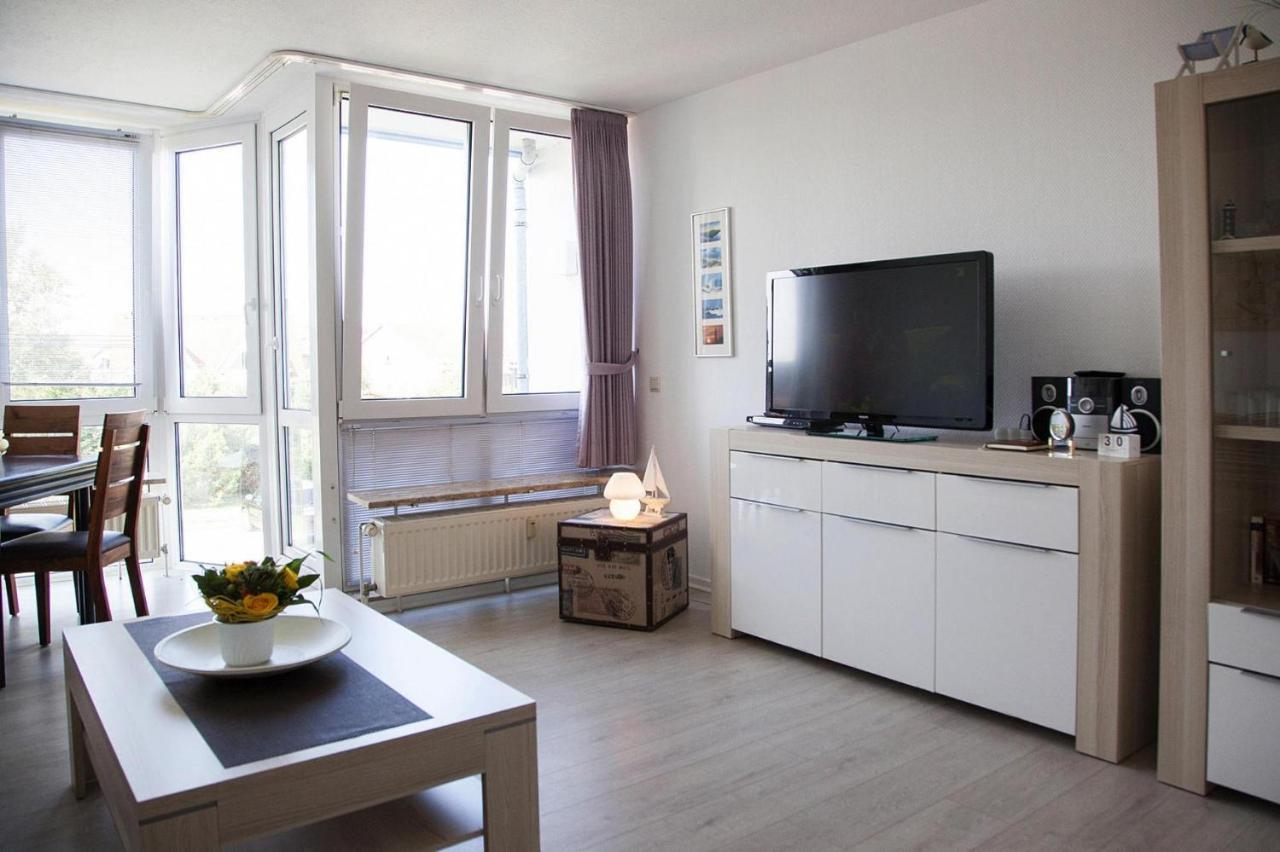 Apartment In Cuxhaven With A Shared Pool ภายนอก รูปภาพ