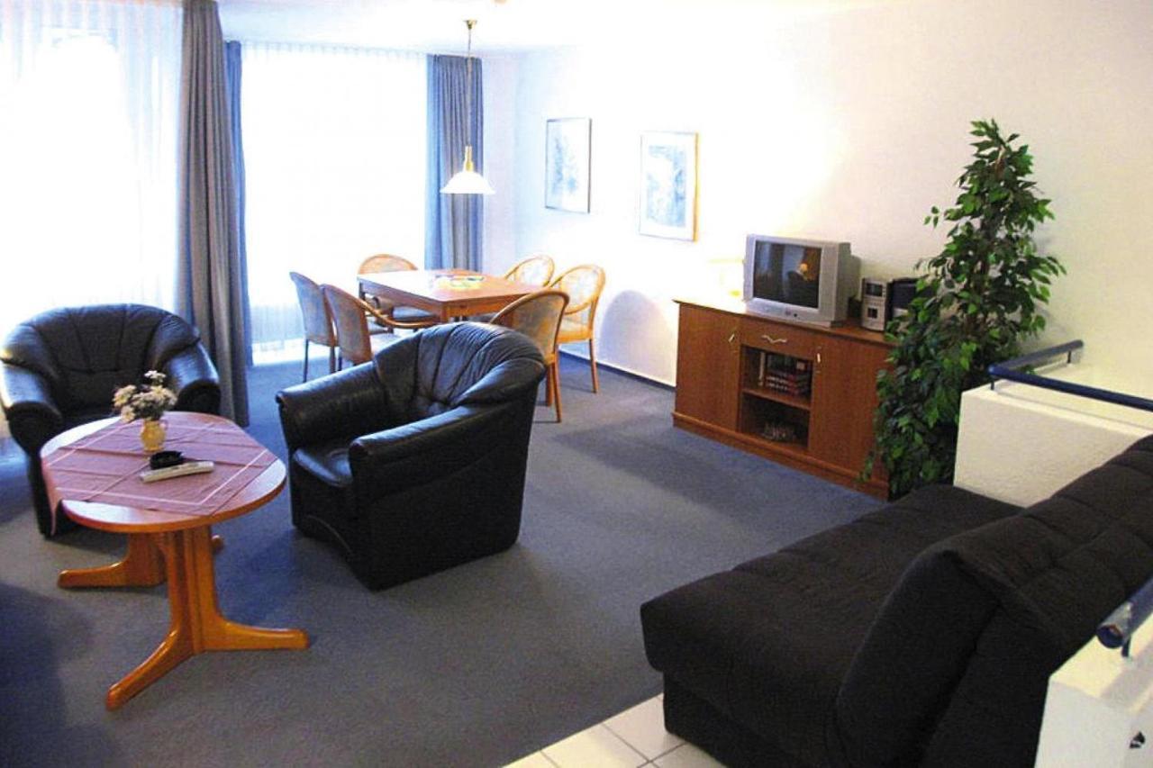 Apartment In Cuxhaven With A Shared Pool ภายนอก รูปภาพ