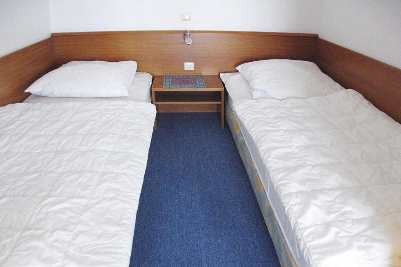 Apartment In Cuxhaven With A Shared Pool ภายนอก รูปภาพ